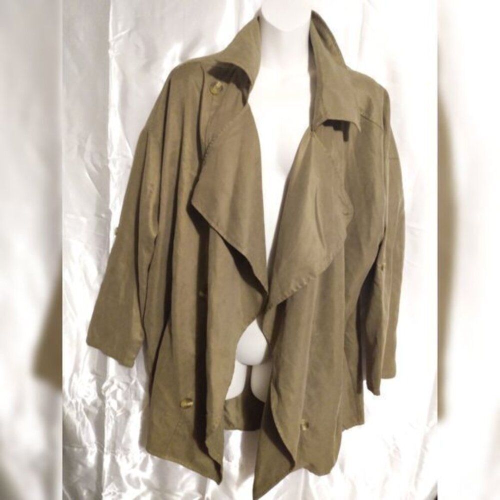 Essue asymmetrical Hem a  Cardigan with  buttons Jacket M